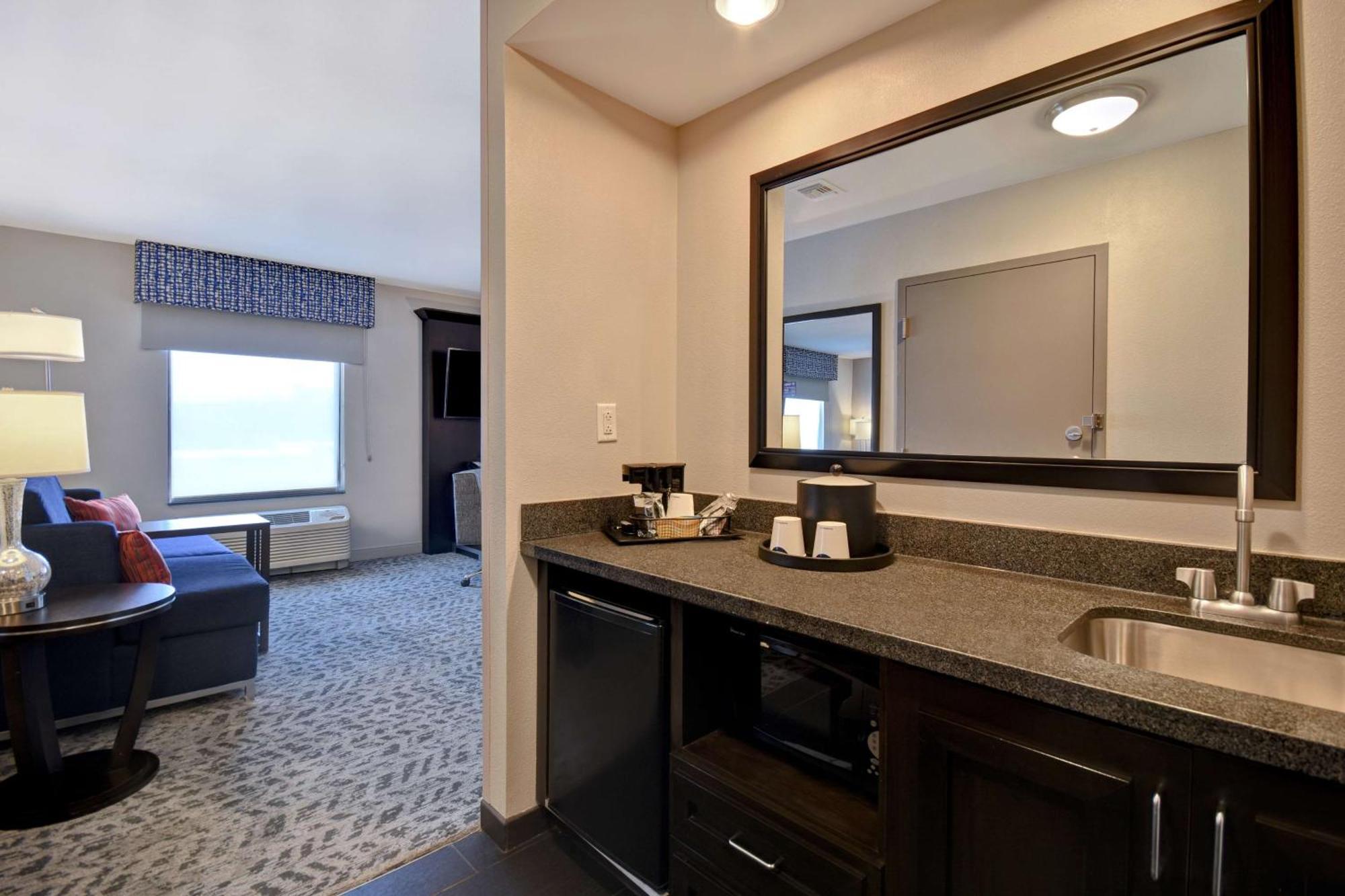 Hampton Inn & Suites Columbia South Fort Meade Area Exteriör bild