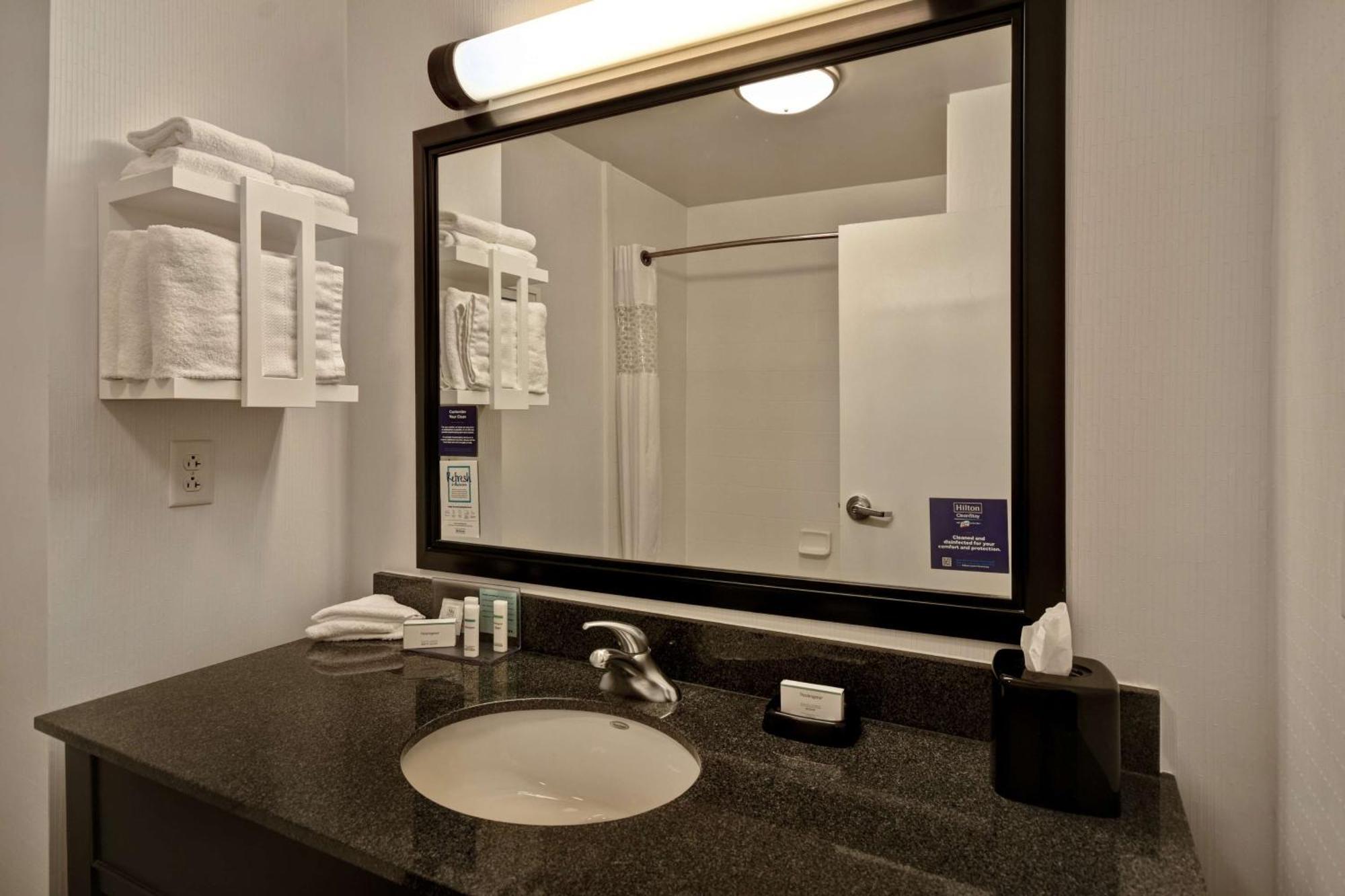 Hampton Inn & Suites Columbia South Fort Meade Area Exteriör bild