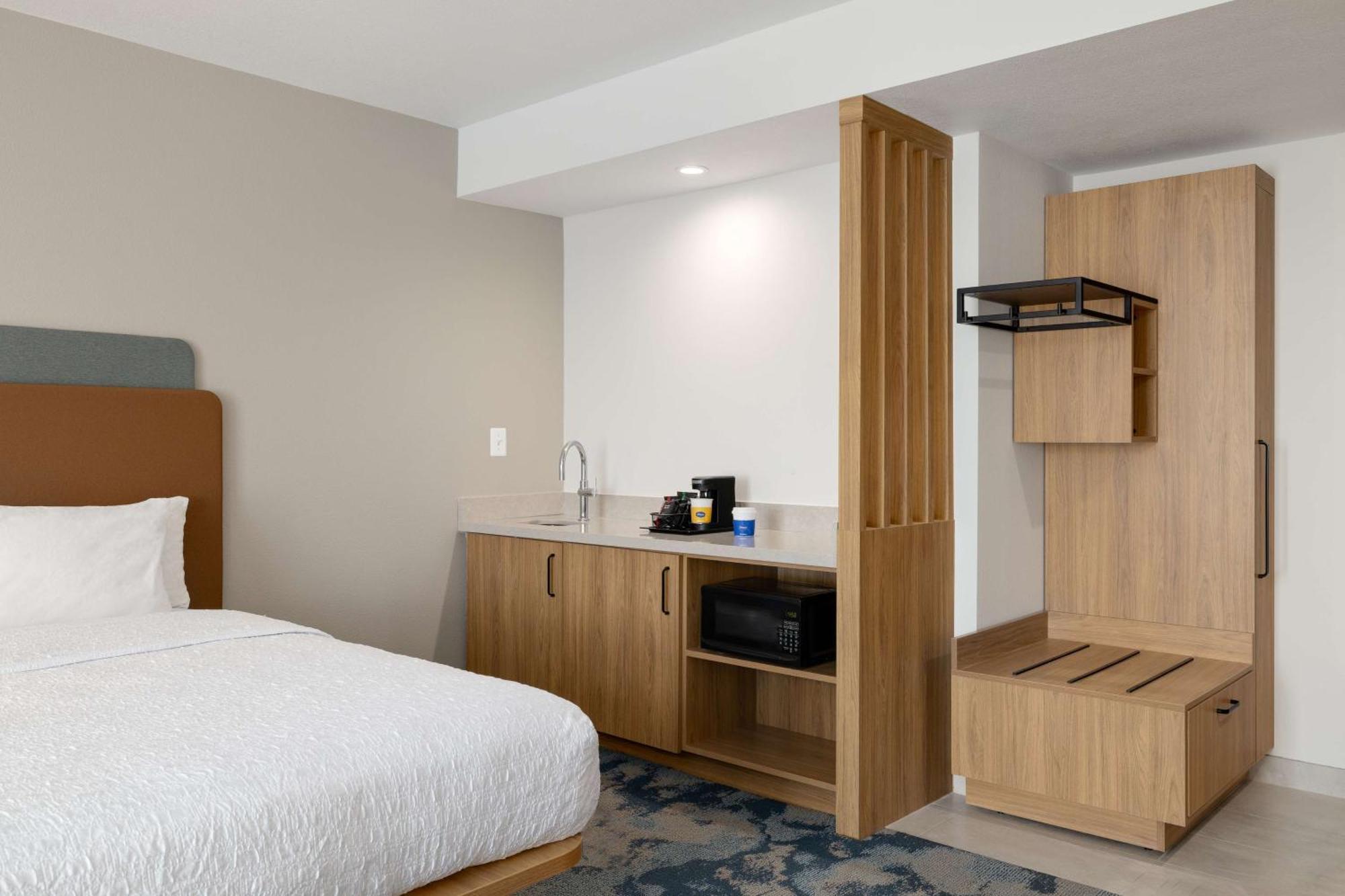 Hampton Inn & Suites Columbia South Fort Meade Area Exteriör bild
