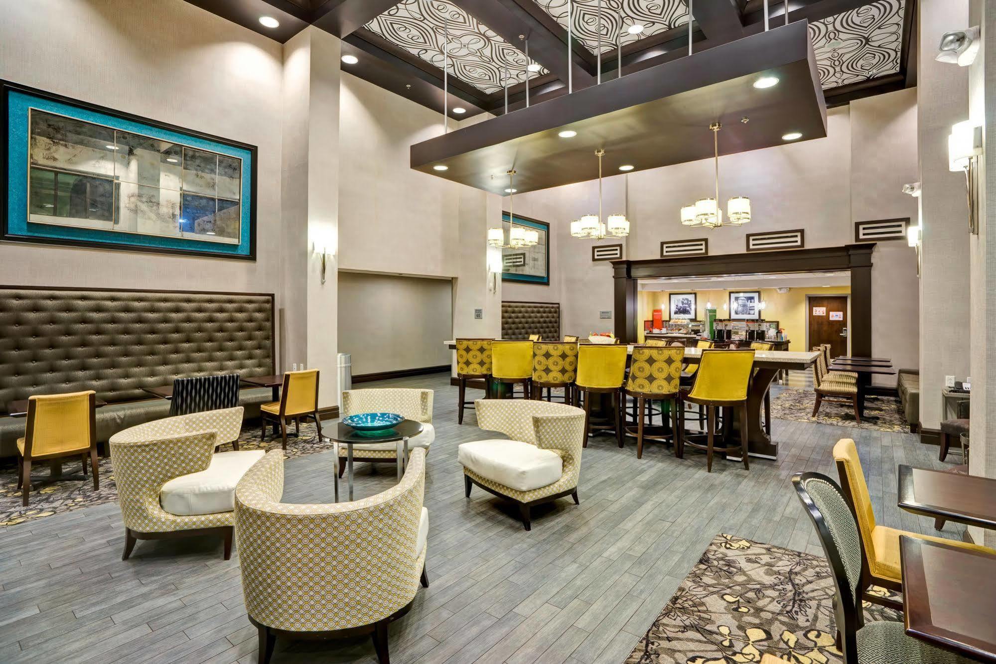 Hampton Inn & Suites Columbia South Fort Meade Area Exteriör bild